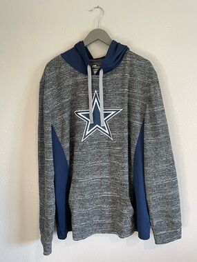 Dallas Cowboys Men's Heather Gray and Navy Pullover Hoodie